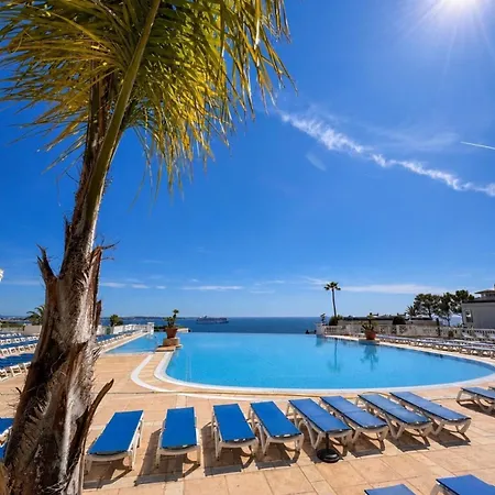 Charming For 4, Sea View, Pool In