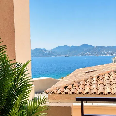 Charming For 4, Sea View, Pool In Daire