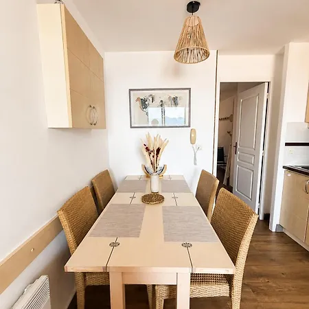 Charming For 4, Sea View, Pool In Apartment Cannes