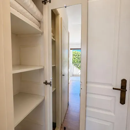 Charming For 4, Sea View, Pool In Appartement Cannes