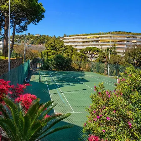 Daire Charming For 4, Sea View, Pool In *